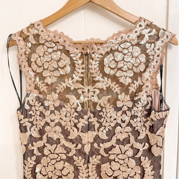 Tadashi Shoji black gold illusion sequins gown size 12 - Picture 8 of 14